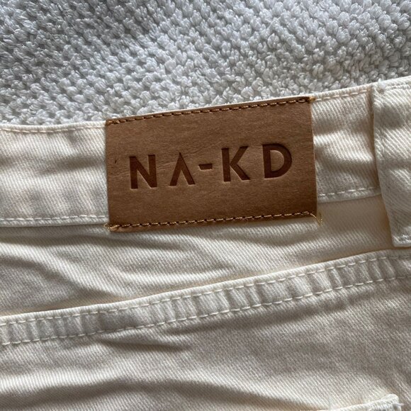 Cream Denim High-Waisted Shorts by NAK-D, Size 44 ππ - Picture 3 of 4